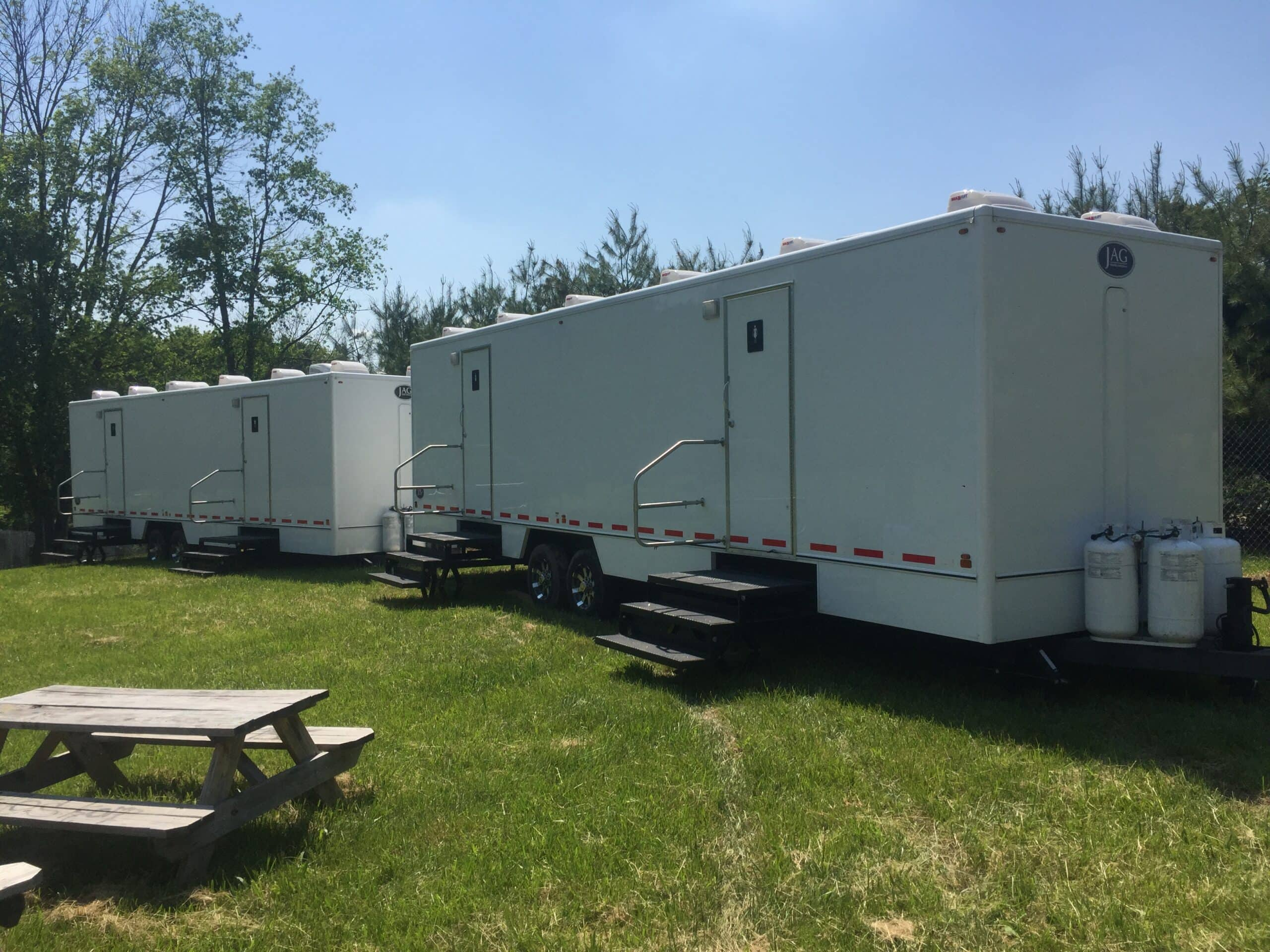 LUXURY RESTROOM TRAILERS